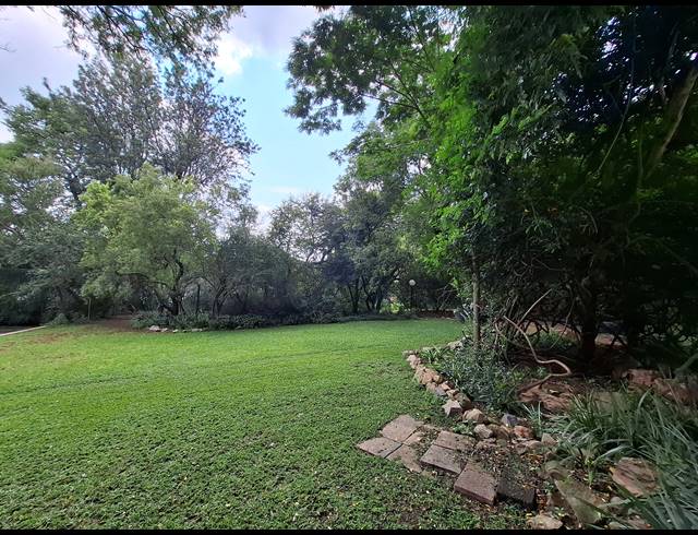 1,526M² VACANT LAND FOR SALE IN BRYANSTON EAST
